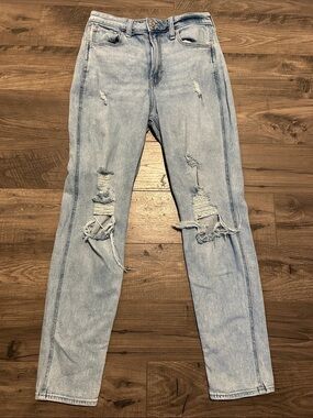 Hollister Ultra High Rise Mom Jeans Women’s 26